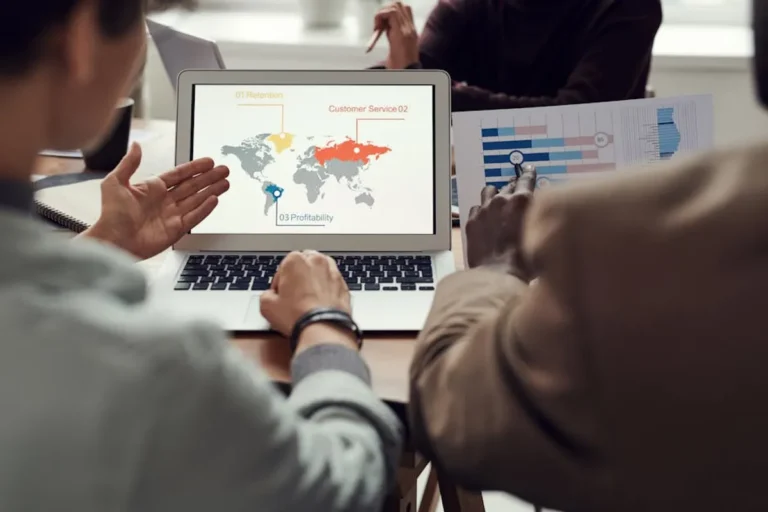 Customer Data: Practical Guide for Growing Companies