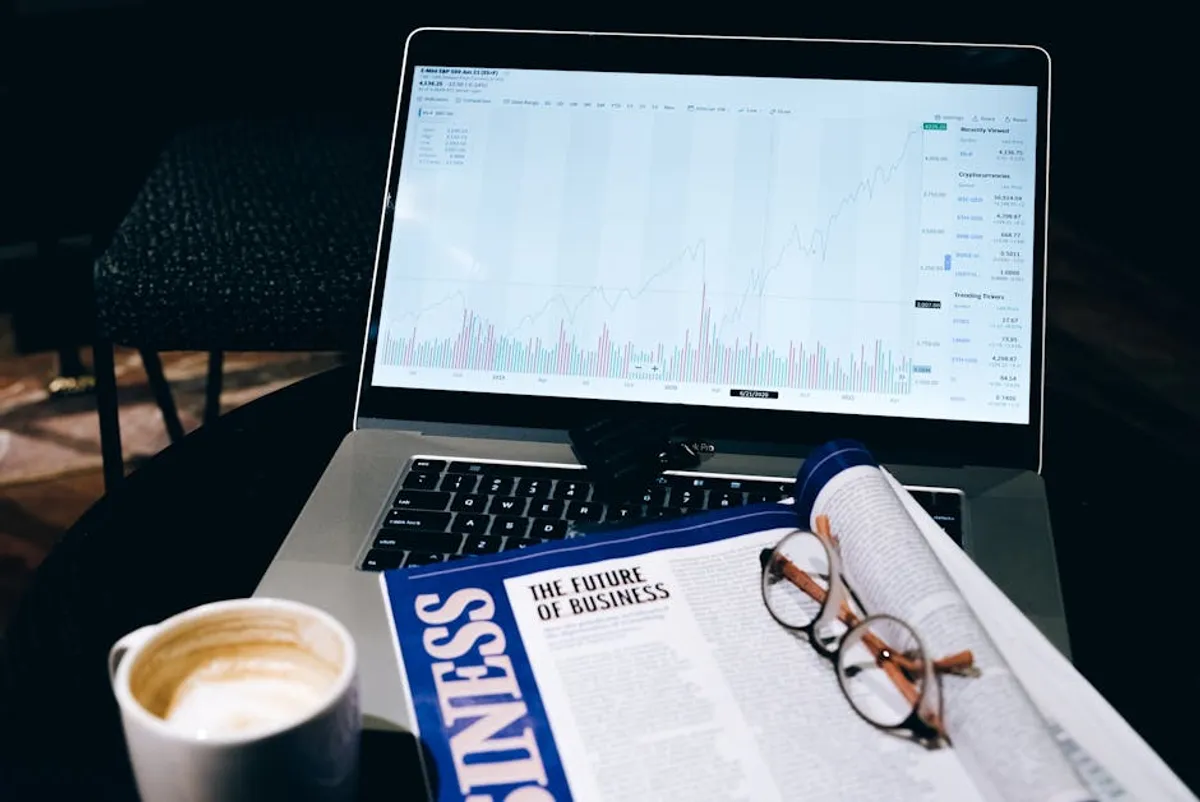 How indexationnews.com Fits Into a Smarter Topic Cluster Strategy: For Founders