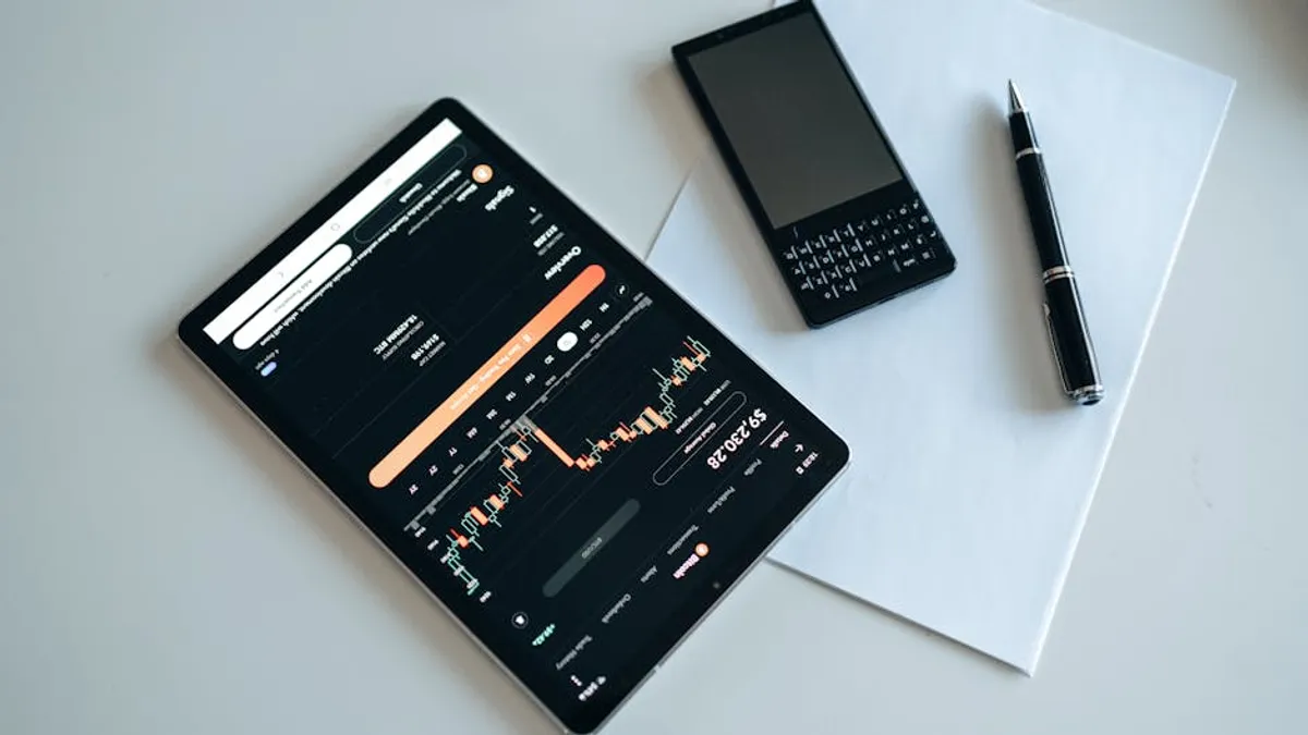 How technofee.com Fits Into a Smarter Topic Cluster Strategy: For Consultants