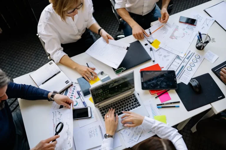 How to Build a Change Management Plan