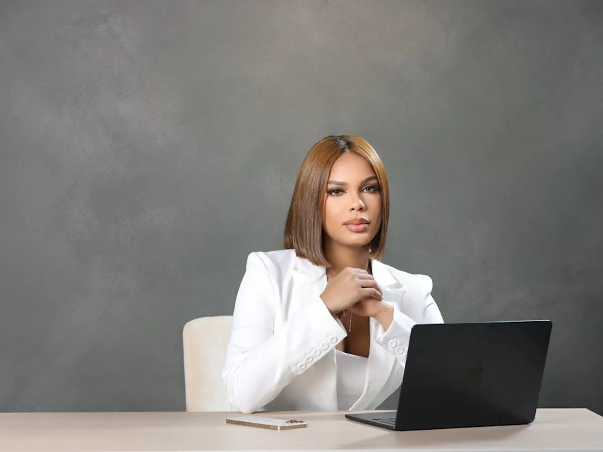 Nadine Caridi and the Power of Story-Driven Search Intent: The Umanastrategies Angle