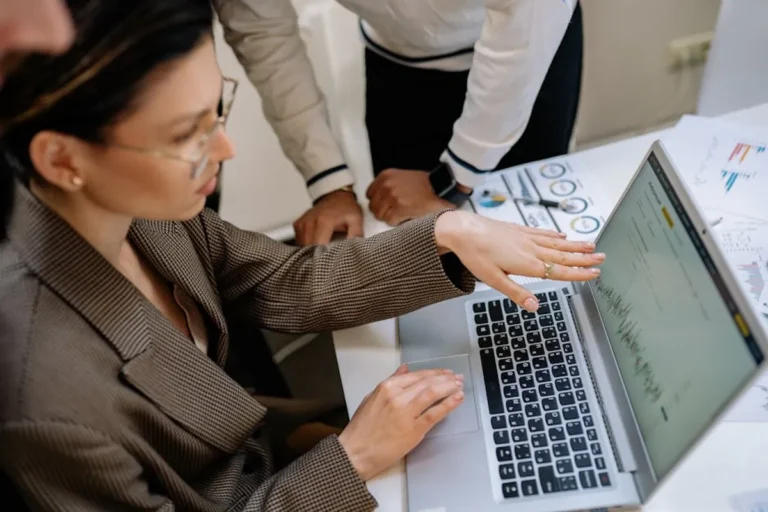 What Makes a B2B Blog Actually Useful?